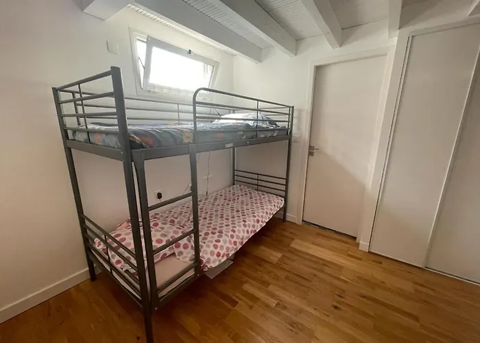 Apartment Triplex Calme Avec Terrasse, Climatisation, Proche Et Commerces A - Fr-1-474-249