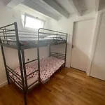 Appartement Triplex Calme Avec Terrasse, Climatisation, Proche Et Commerces à - Fr-1-474-249